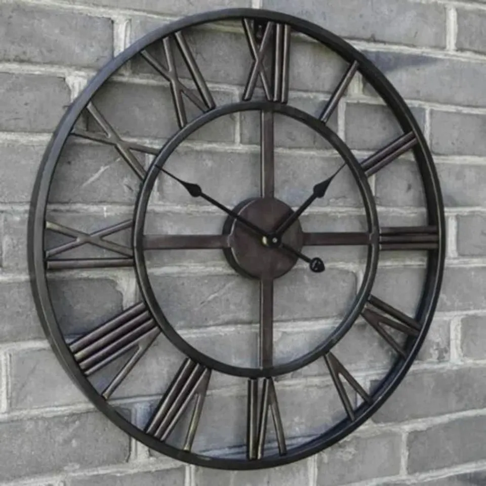 BOXED AZZITTA METAL WALL CLOCK 