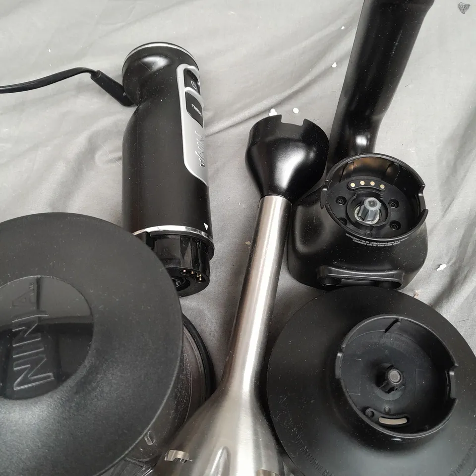 BOXED NINJA FOODI 3-IN-1 HAND BLENDER, MIXER & CHOPPER CI100UK