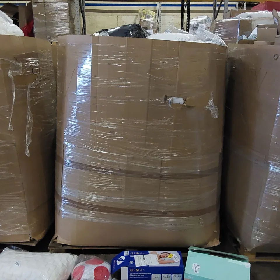 PALLET OF ASSORTED ITEMS INCLUDING: BEDDING, MATTRESS TOPPERS, BABY ITEMS
