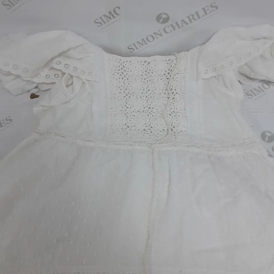 MONSOON WHITE CROCHET DRESS SIZE M