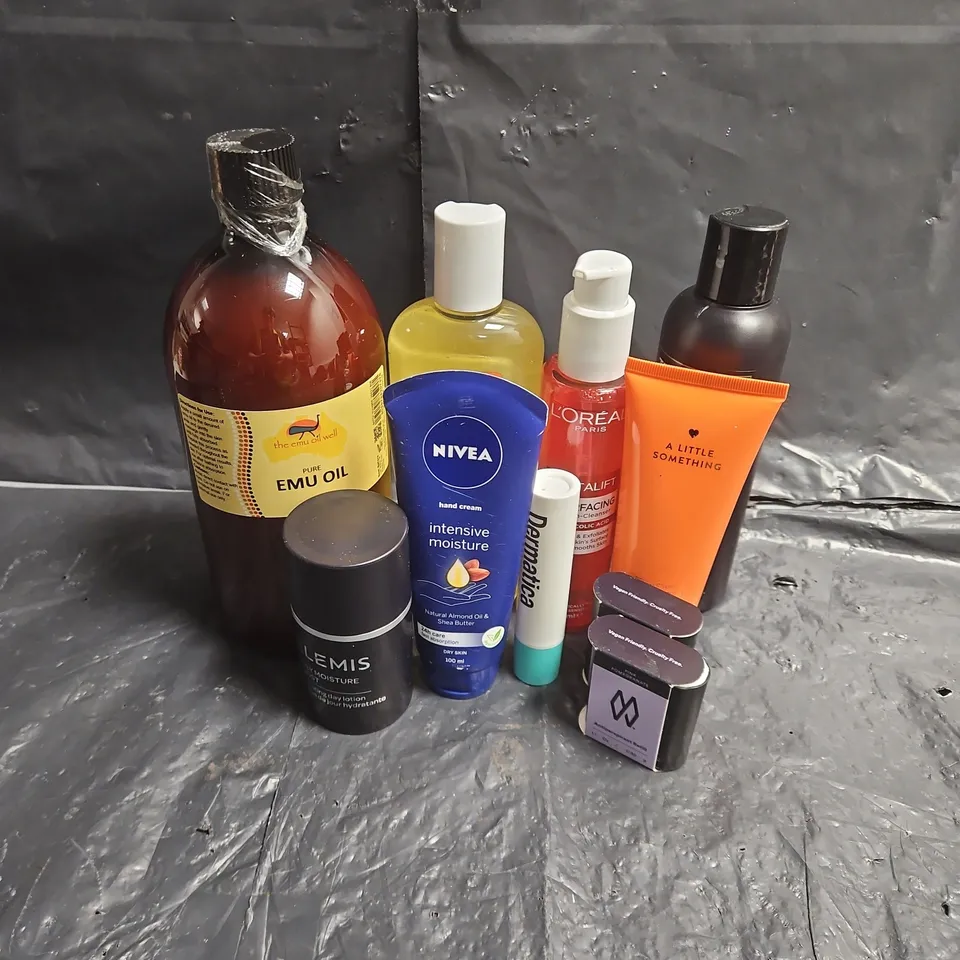 APPROXIMATEY 20 ASSORTED HEALTH AND BEAUTY PRODUCTS TO INCLUDE - ELEMIS DAILY MOISTURE BOOST - NIVEA HAND CREAM - PALMER'S COCOA BUTTER BODY OIL - ETC