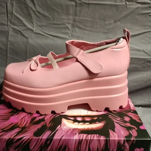 BOXED KOI KAWAII DOLL TRIDENT MARY JANE SHOES IN PINK - UK 6