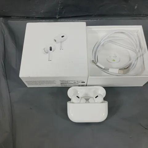 BOXED APPLE AIRPODS 2ND GEN 