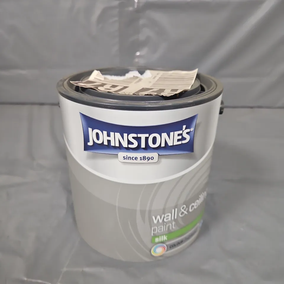 JOHNSTONES WALL AND PAINT CEILING - SILK - COLLECTION ONLY