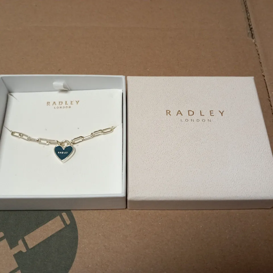 RADLEY LONDON HEART PENDANT NECKLACE – SILVER TONE - BOXED 
