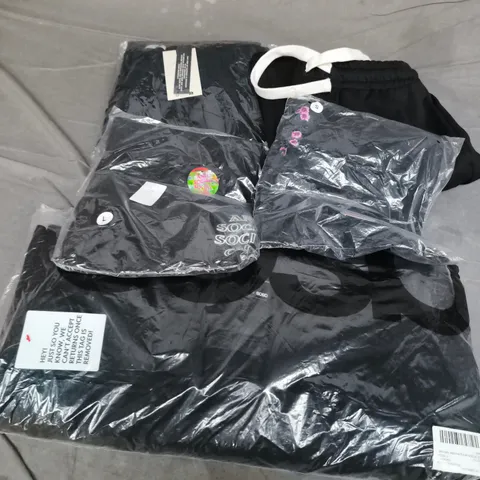 APPROXIMATELY 25 ASSORTED CLOTHING ITEMS IN VARIOUS SIZES, STYLES & COLOURS TO INCLUDE BRANDS SUCH AS MARVOTTI, TOKYO LAUNDRY, ASOS, ETC - COLLECTION ONLY