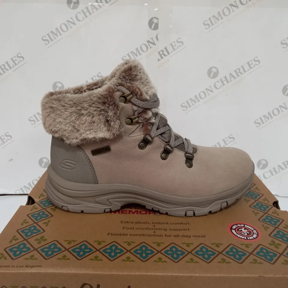 SKECHERS TREGO LACE UP FAUX FUR CUFF WATERPROOF BOOT