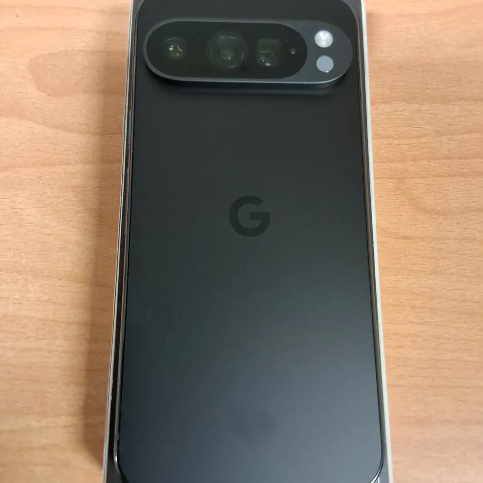 BOXED GOOGLE PIXEL 9 PRO 128GB IN OBSIDIAN