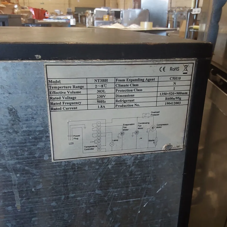 PRODIS NT3BH-HC TRIPLE DOOR BOTTLE COOLER