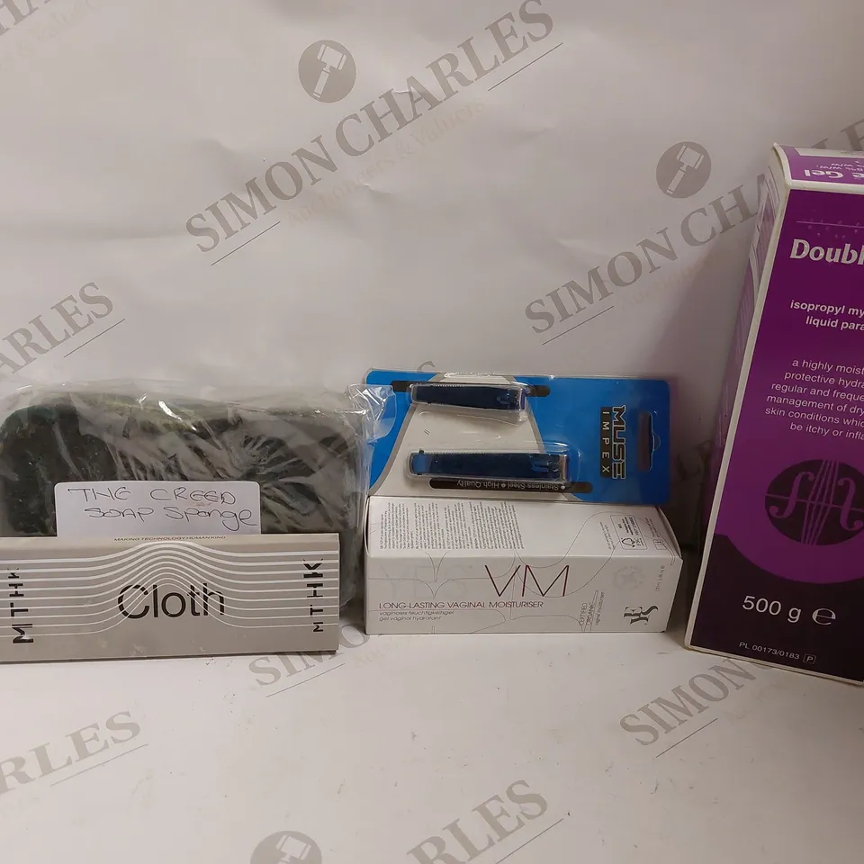 BOX OF APPROX 20 COSMETIC ITEMS TO INCLUDE DOUBLEBASE GEL, CREED SPONGE SOAP, LAND OF LASHES EYELASHES