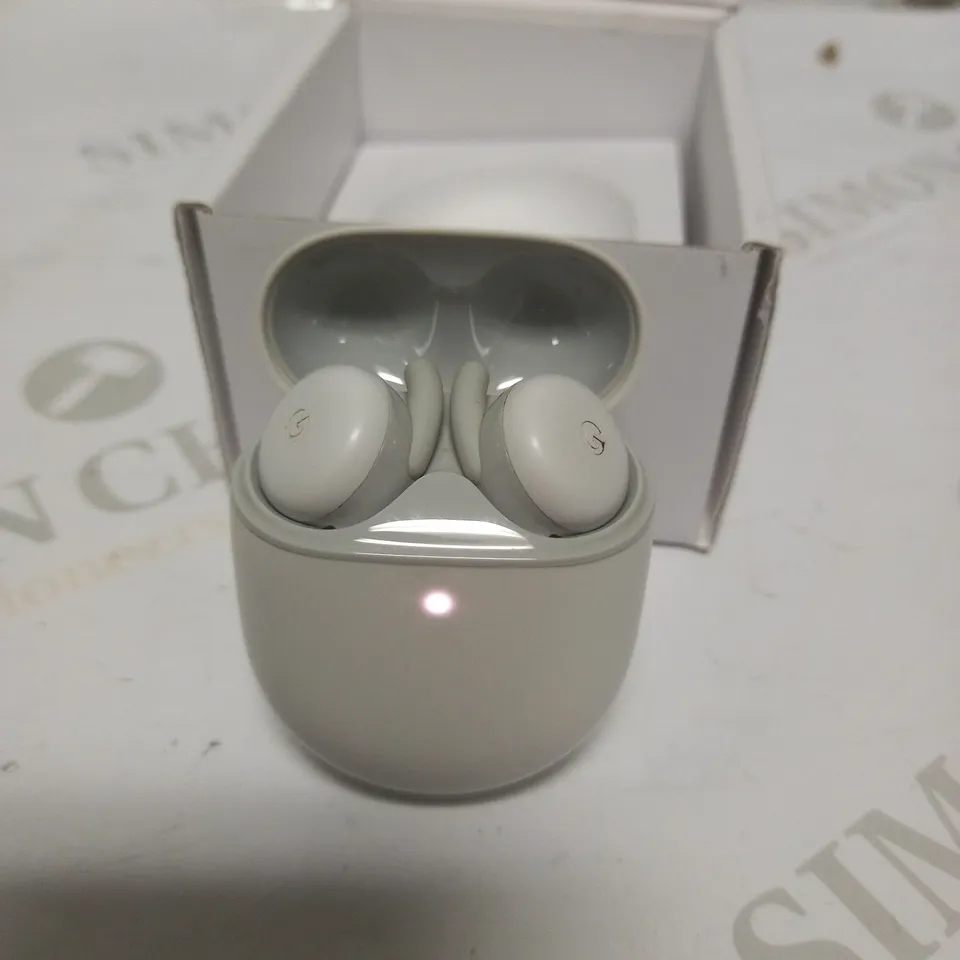 GOOGLE PIXEL BUDS A-SERIES, CLEARLY WHITE