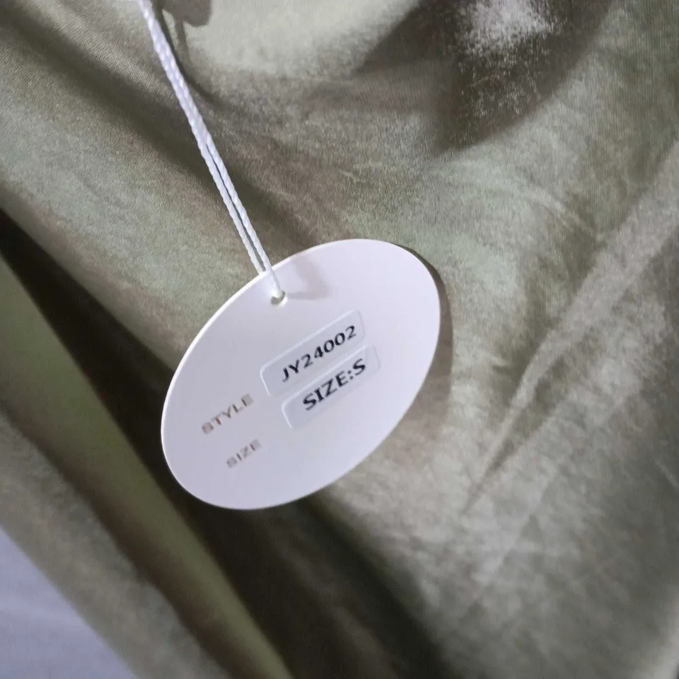 OHHELLO CLOTHING OLIVE GREEN SATIN MAXI DRESS – UK SIZE S (STYLE JY24002)