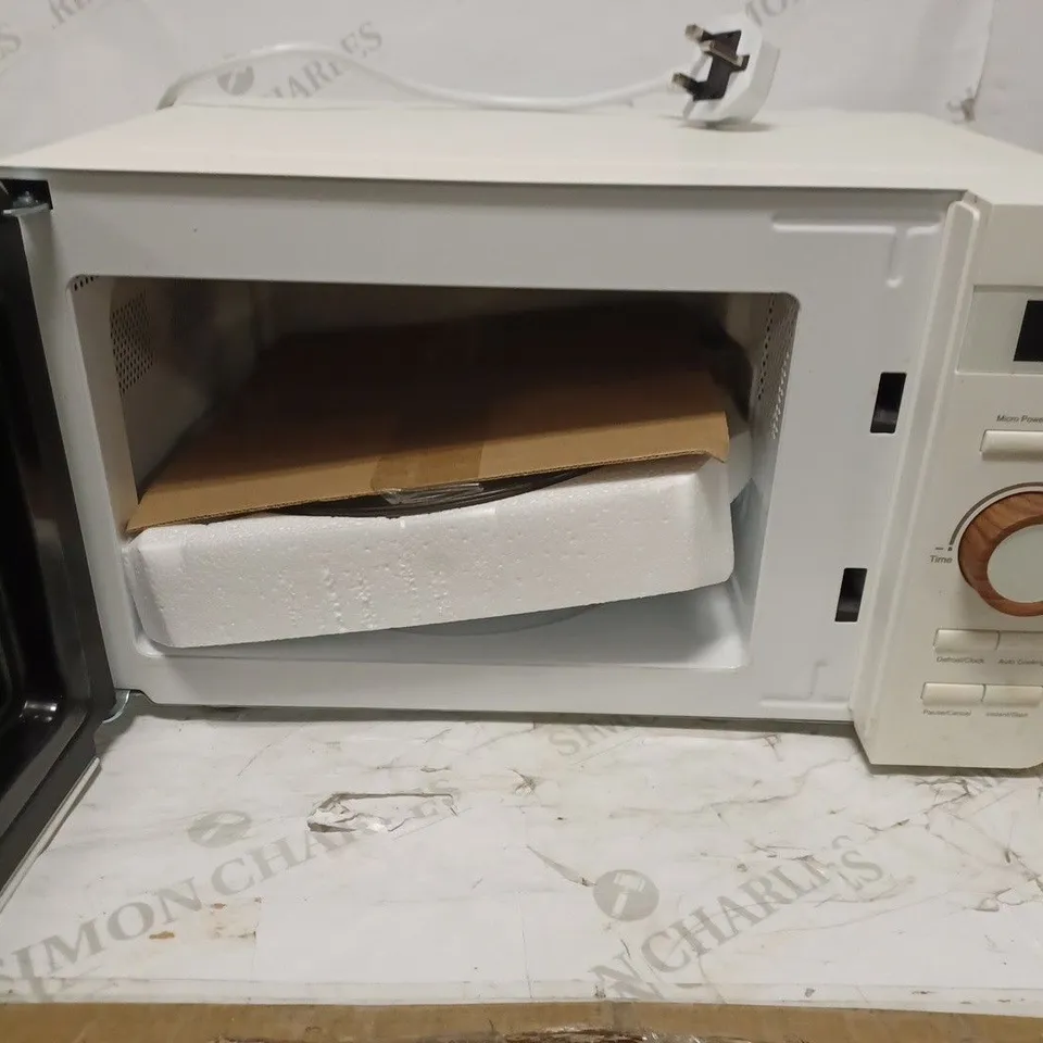 SWAN SM22036WHTN NORDIC DIGITAL MICROWAVE