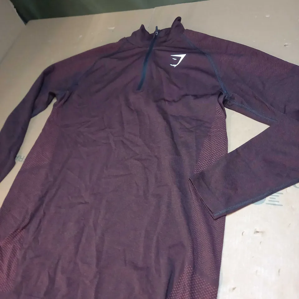 MENS GYMSHARK 1/2 ZIPPED SHIRT SIZE M