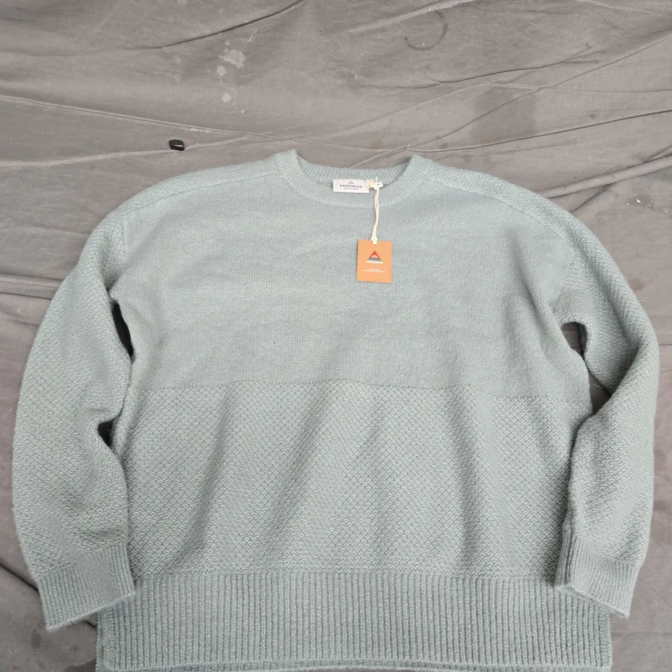 PASSENGER COVE RECYCLED KNITTED JUMPER IN PISTACHIO - MEDIUM