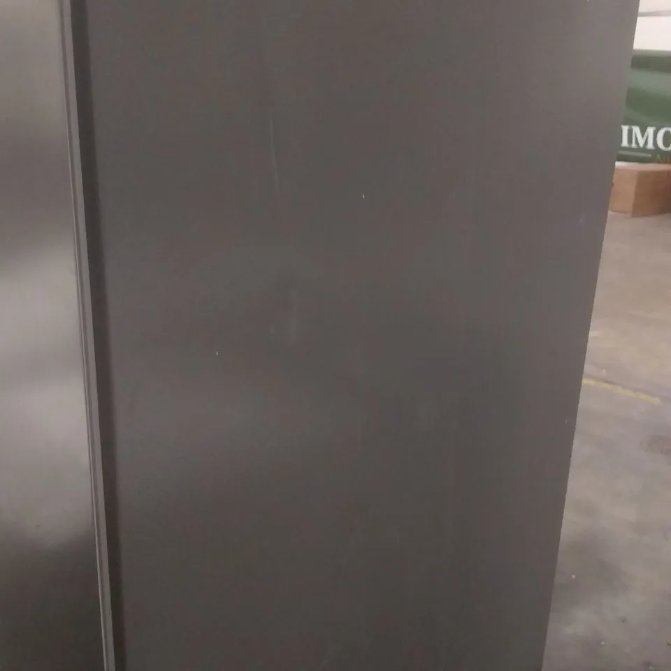 hisense rs694n4icf no frost fridge freezer with water and ice dispensary 