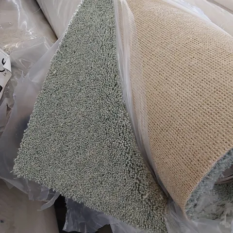 ROLL OF QUALITY TUDOR TWIST REGAL SWEET PEA CARPET // SIZE: APPROX 4 X 2.5m