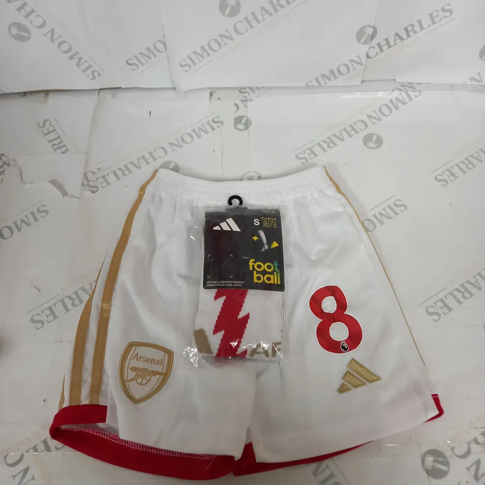 ARSENAL FC HOME KIT WITH ODEGAARD 8 SIZE 18