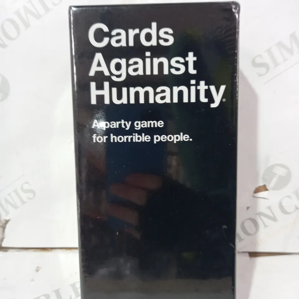 CARDS AGAINST HUMANITY PARTY GAME