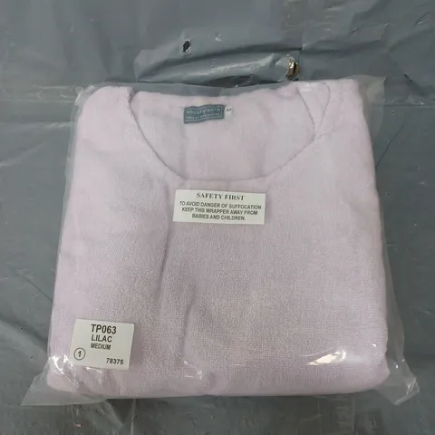 APPROXIMATELY 10 HOUSE OF BATH LUXURY BATH ROBES IN LILAC - M