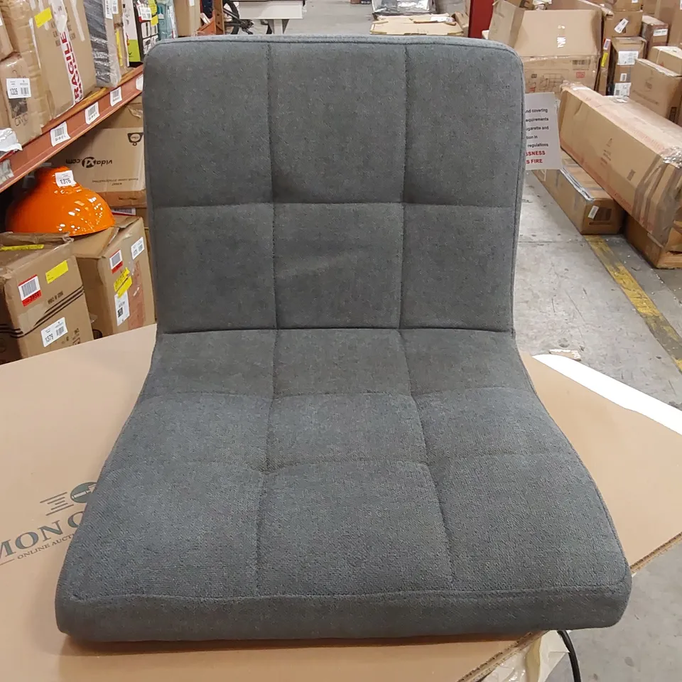BOXED DESIGNER GREY FABRIC BAR STOOL WITH BLACK METAL BASE (1 BOX)