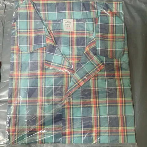 APPROXIMATELY 27 MENS CHECKED NIGHTSHIRTS - XL