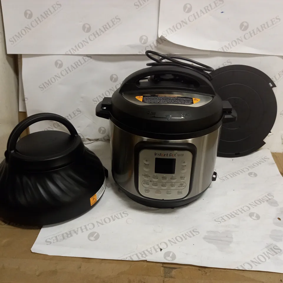 INSTANT POT DUO CRISP AIR FRYER MULTICOOKER