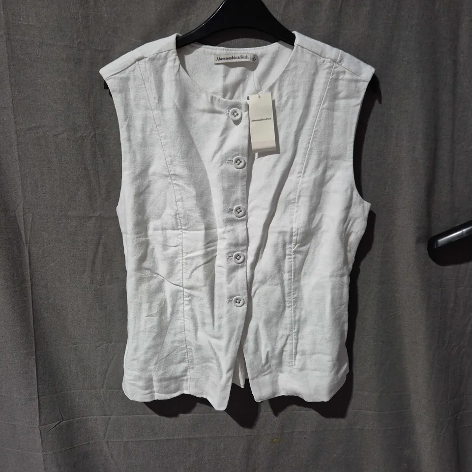 ABERCROMBIE & FITCH WOMEN'S WHITE SLEEVELESS BUTTON-FRONT TOP, SIZE S
