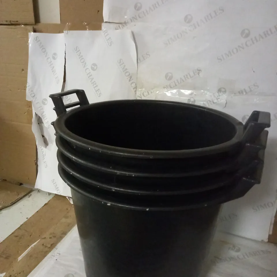 BOXED GRADE 1 SET OF 3 BLACK PLANTER TUBS RRP £20