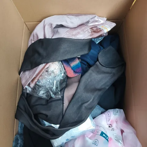 LARGE BOX OF APPROXIMATELY 25 ASSORTED CLOTHING ITEMS IN VARIOUS COLOURS, STYLES AND SIZES - COLLECTION ONLY