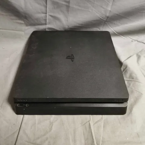SONY PLAYSTATION 4 SLIM GAMES CONSOLE – MODEL CUH-2216A