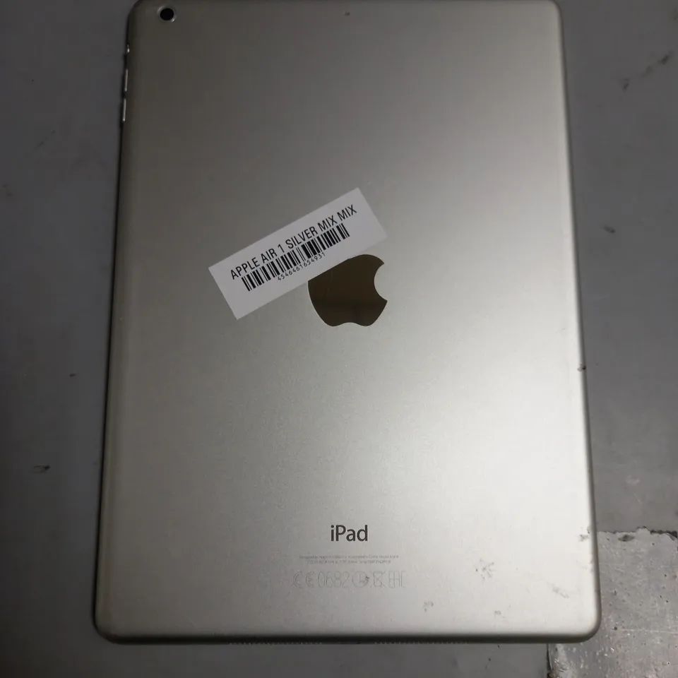 UNBOXED APPLE IPAD AIR 1 SILVER 