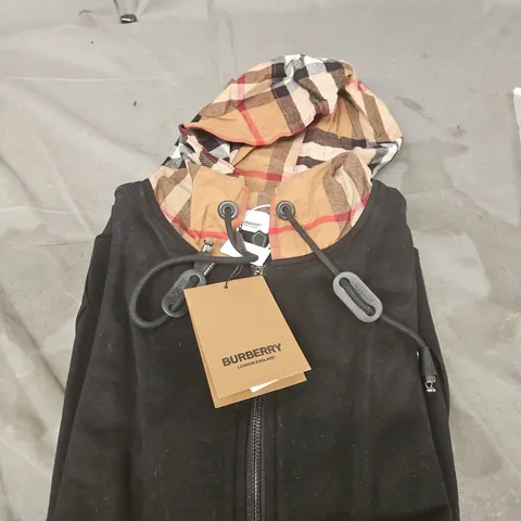 BURBERRY HOODIE – BLACK WITH CHECKED HOOD LINING SIZE M