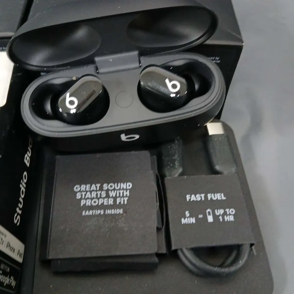 LOT OF 4 BOXED SETS OF BEATS STUDIO BUDS - BLACK 