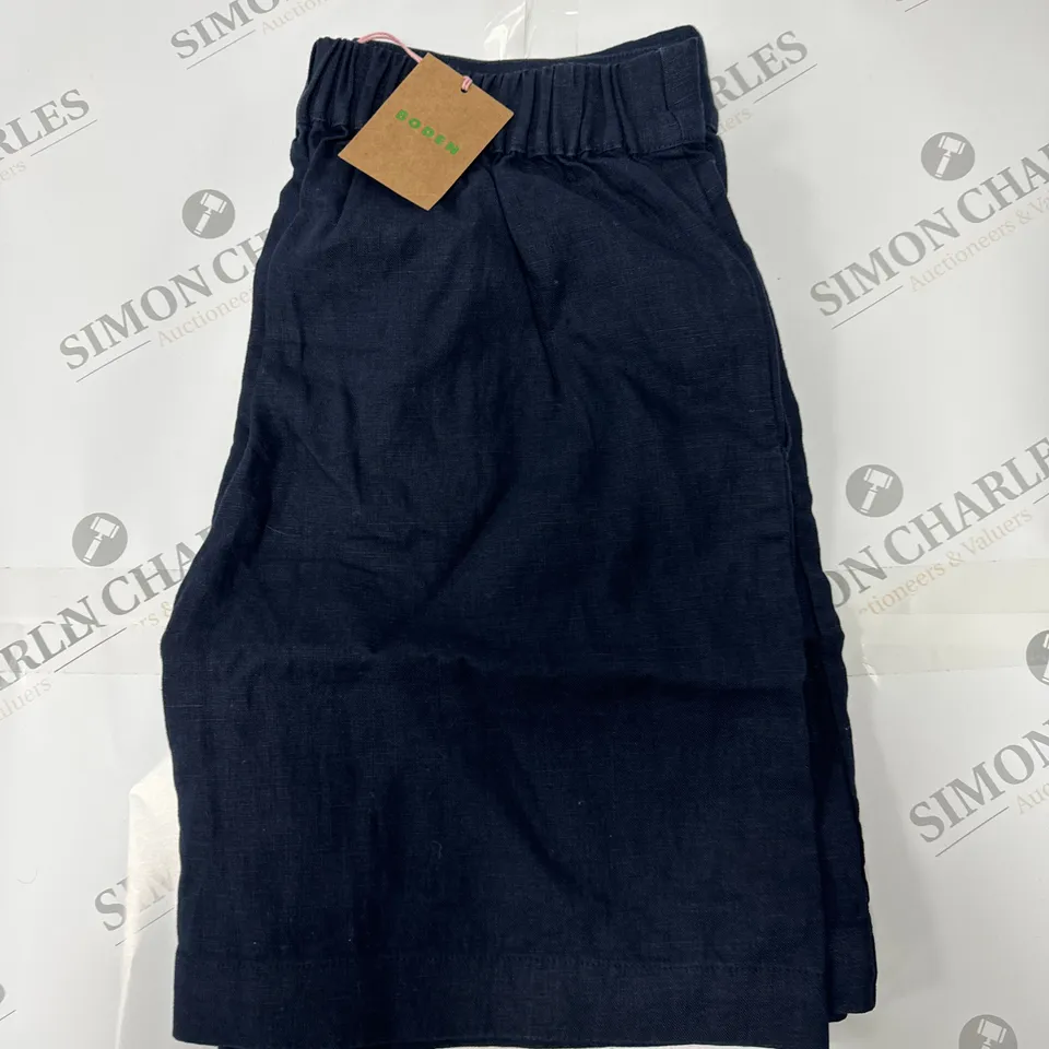 BODEN LINEN SHORTS IN NAVY SIZE 10