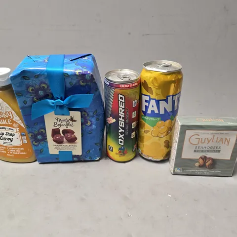 APPROXIMATELY 8 ASSORTED FOOD & DRINK ITEMS TO INCLUDE - FANTA GOLDEN GRAPE , GUYLIAN SEAHORSES , SKINNY SAUSE CHIP SHOP CURRY ETC