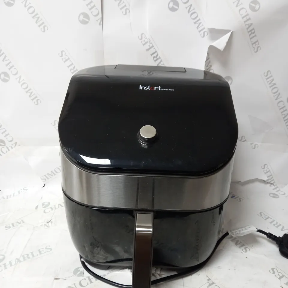 INSTANT VORTEX PLUS WITH CLEARCOOK AND ODOUREASE.