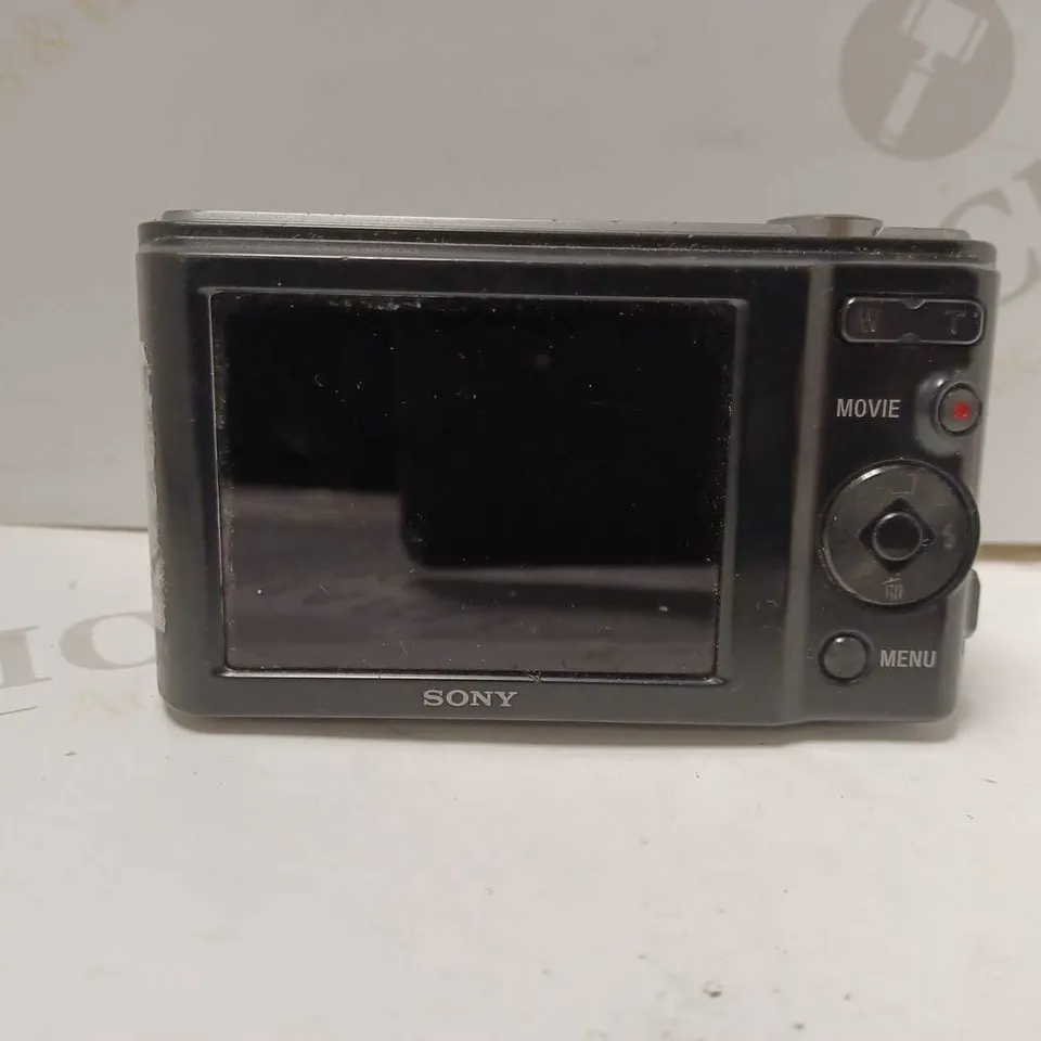 SONY W810 COMPACT CAMERA