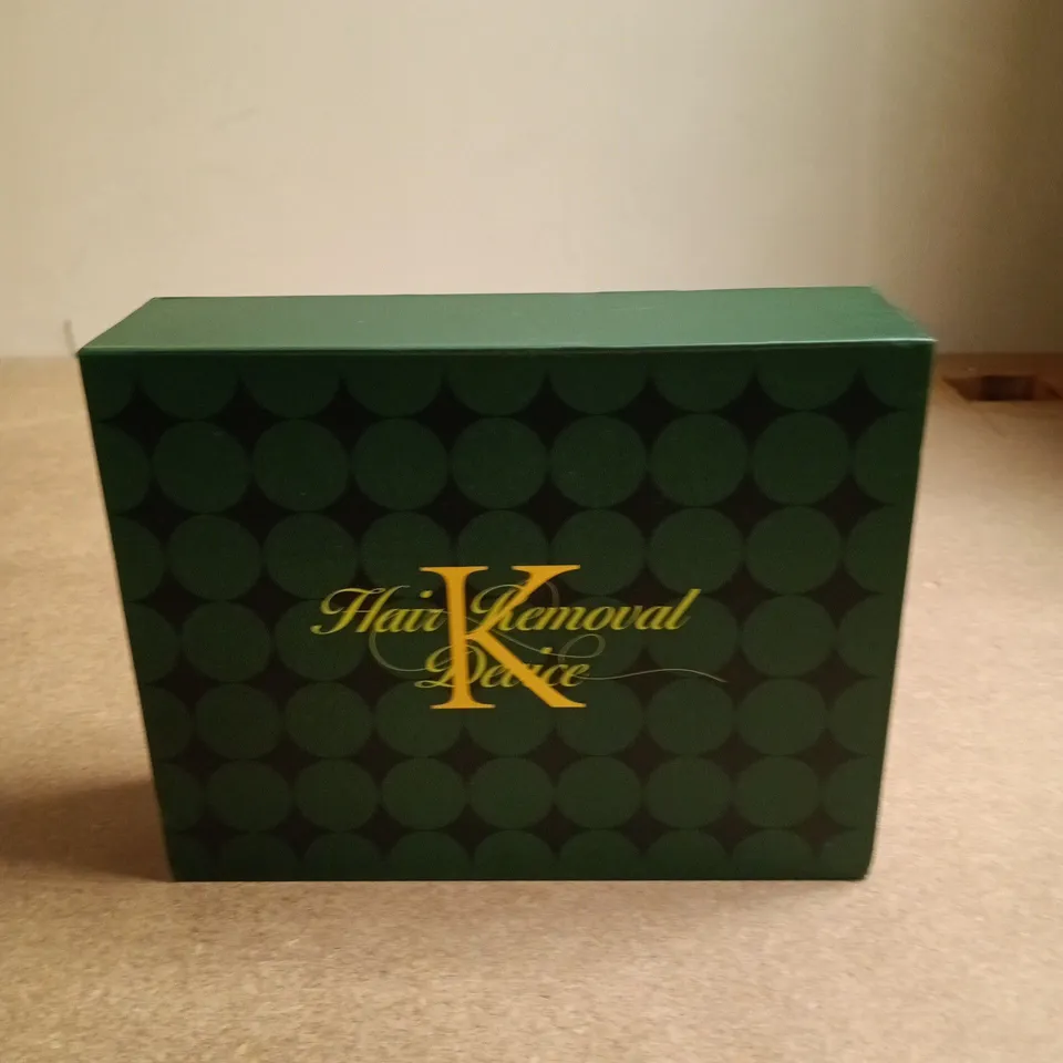 HAIR REMOVAL DEVICE – BOXED IN GREEN PACKAGING (FREEZING POINT MANUAL)