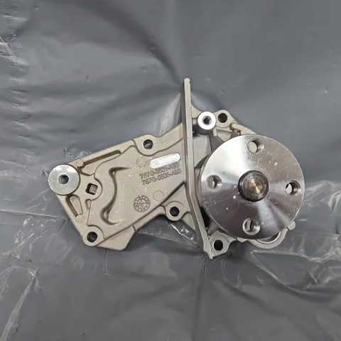 ENGINE WATER PUM ENGINE PUMP 7S7G-8501-A8B