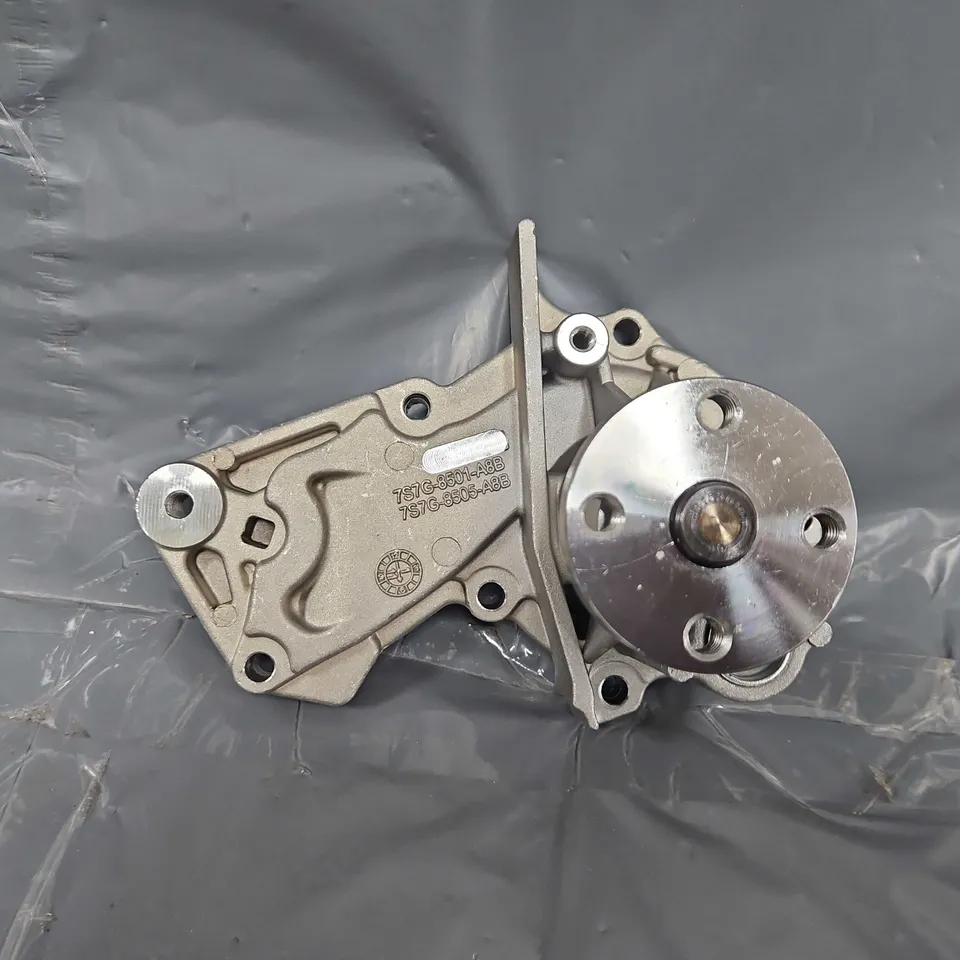 ENGINE WATER PUM ENGINE PUMP 7S7G-8501-A8B