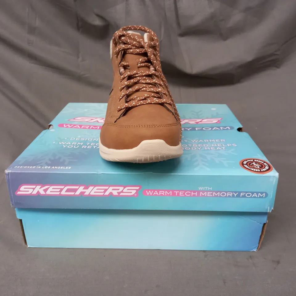 BOXED PAIR OF SKECHERS TRAINERS IN CHESTNUT SIZE 6