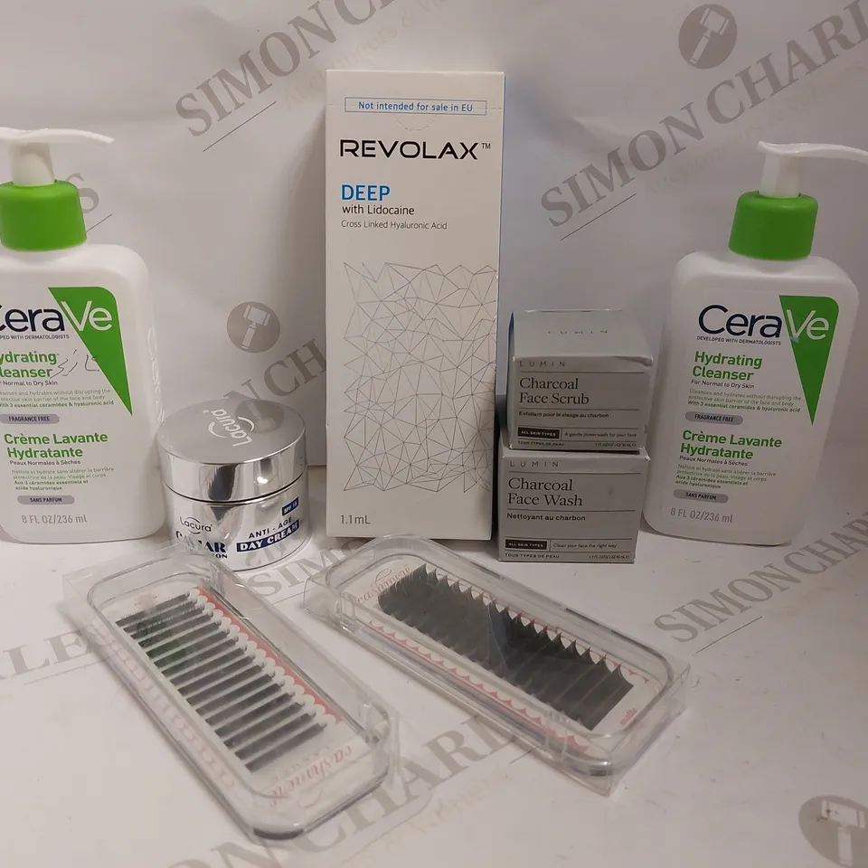 BOX OF APPROX 15 COSMETIC ITEMS TO INCLUDE CERAVE HYDRATING CLEANSER. LUMIN CHARCOAL FACE SCRUB AND LACURTA ANTI AGE DAY CREAM