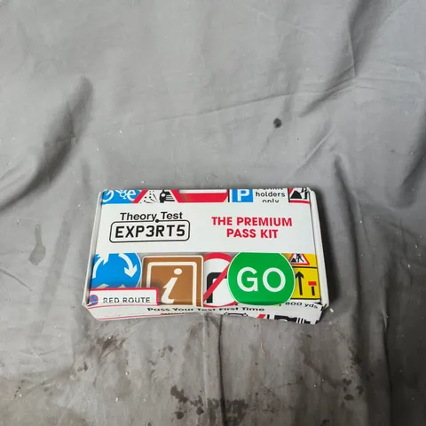 DRIVING THEORY TEST PREMIUM PASS KIT – EXP3RT5 (BOXED)
