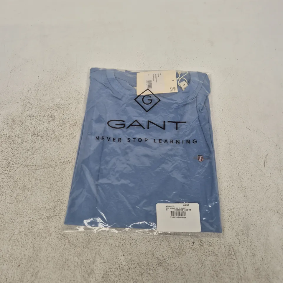 GANT REG SHIELD SS T-SHIRT – FADE DENIM, UK M (M)
