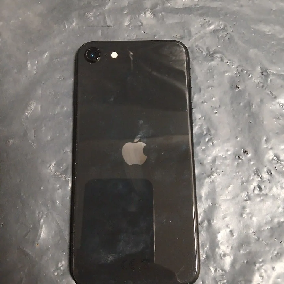 BOXED APPLE IPHONE SE – BLACK - MODEL A2296