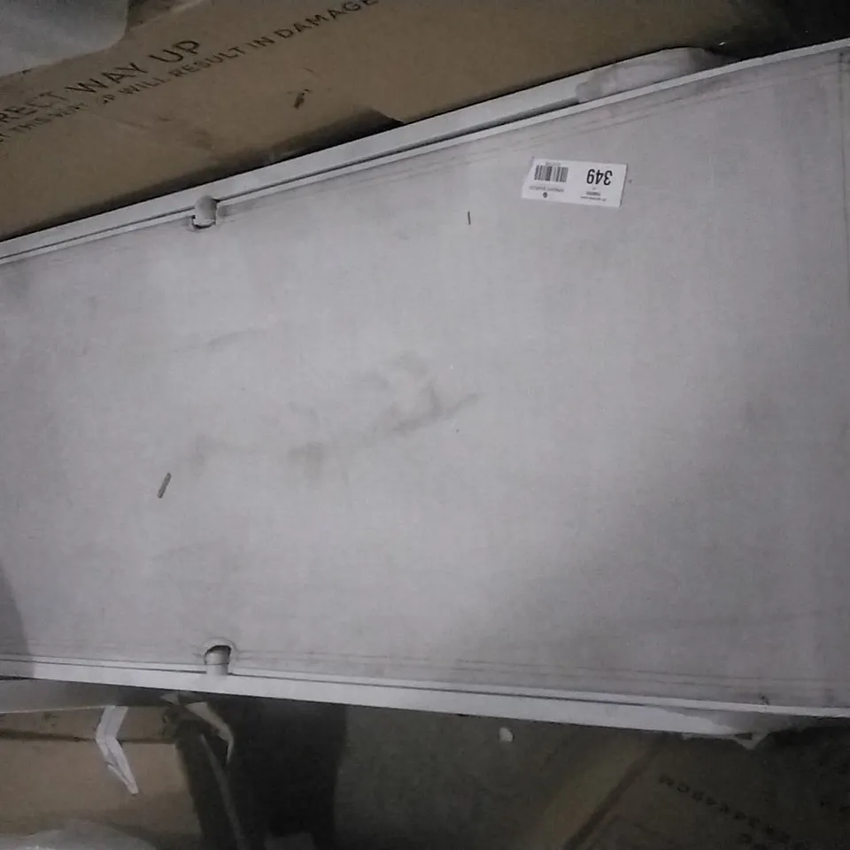 DESIGNER WHITE OUTDOOR LOUNGER 