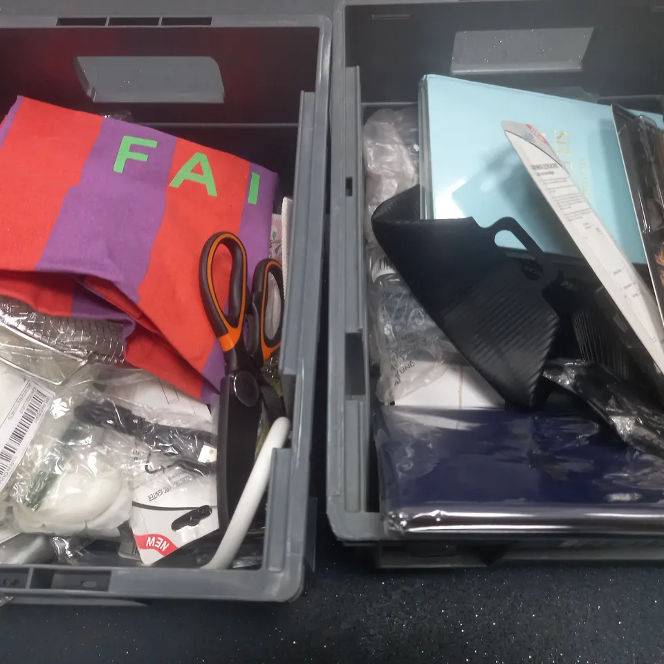 LARGE QUANTITY OF ASSORTED HOUSEHOLD ITEMS TO INCLUDE NIELSEN 8" PRUNING SHEARS, HIGHLIGHTER MULTIPACKS AND FIX & GROUT
