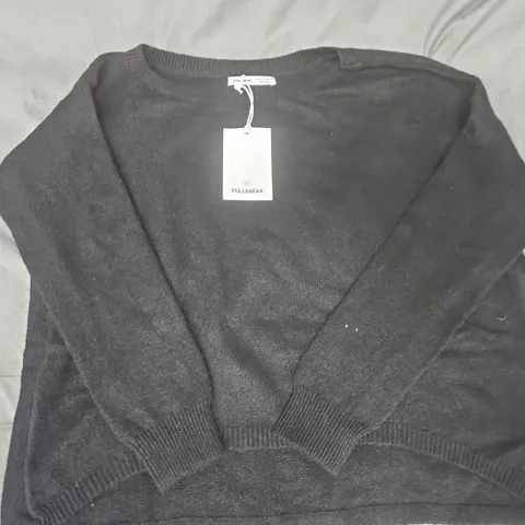 PULL & BEAR LONG SLEEVE TOP IN BLACK SIZE SMALL
