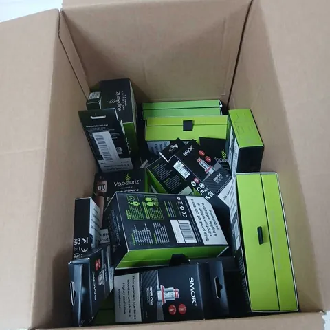BOX OF APPROXIMATELY 25 ASSORTED E-CIGARETTES AND COMPONENTS TO INCLUDE: ASSORTED VAPOURIZ DEVICE KITS 